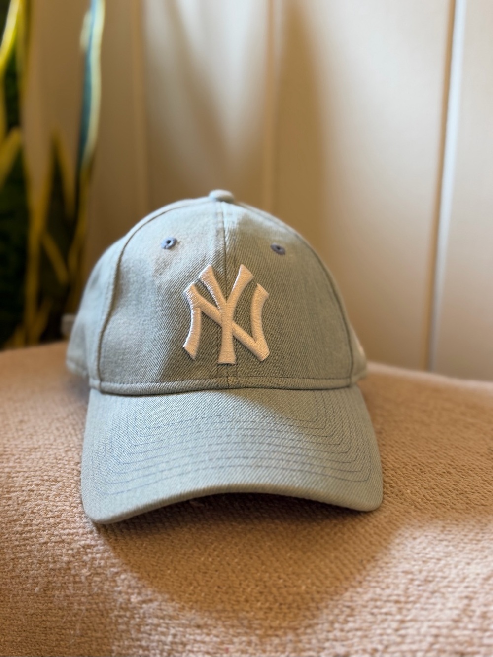 New Era 9TWENTY NY Yankees Light Blue Adjustable Hat Levi’s MLB